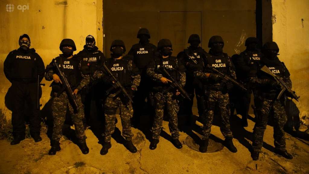 Operativo especial de seguridad custodia a Daniel Salcedo