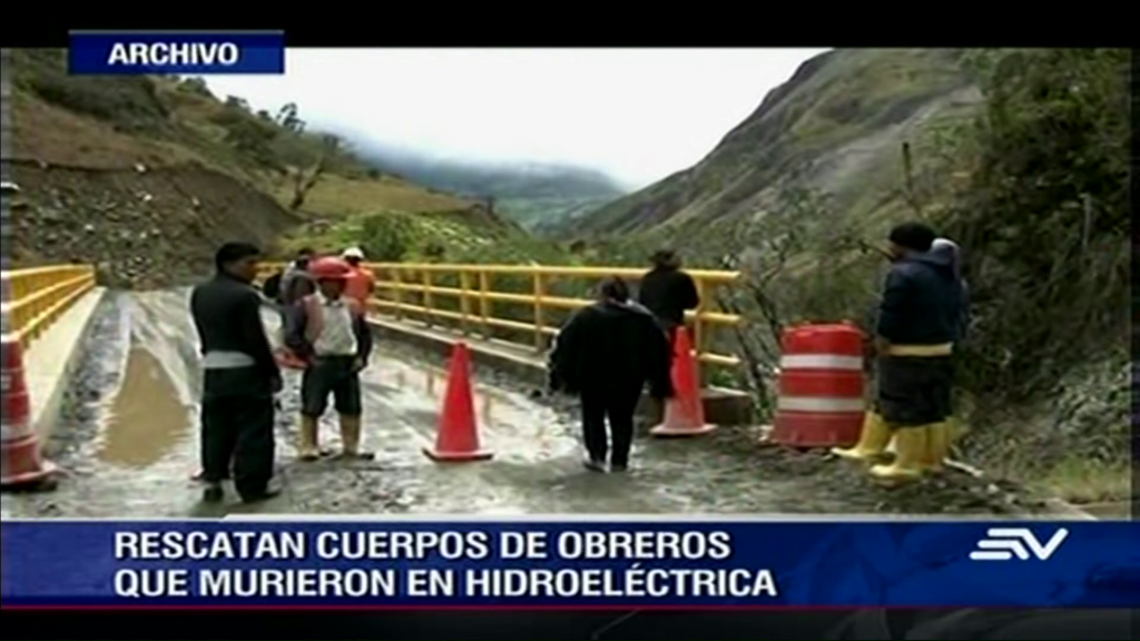 Rescatan 3 cadávares de trabajadores en proyecto hidroeléctrico de Azogues