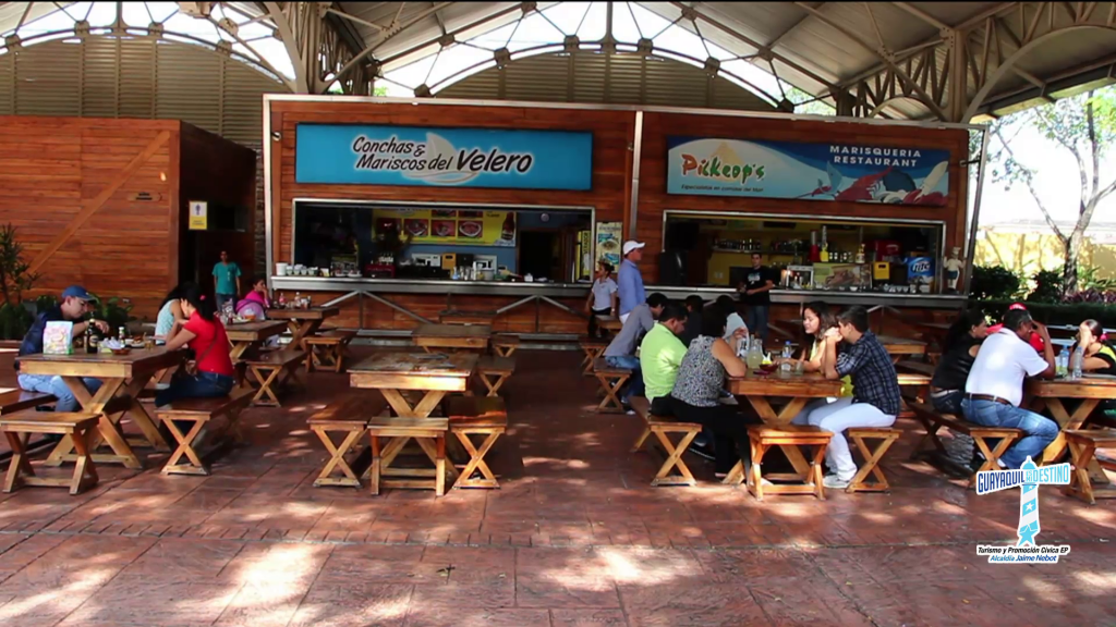 Conociendo el Malecón del Estero Salado, Plaza de los Mariscos, Fuente Monumental de Aguas Danzantes
