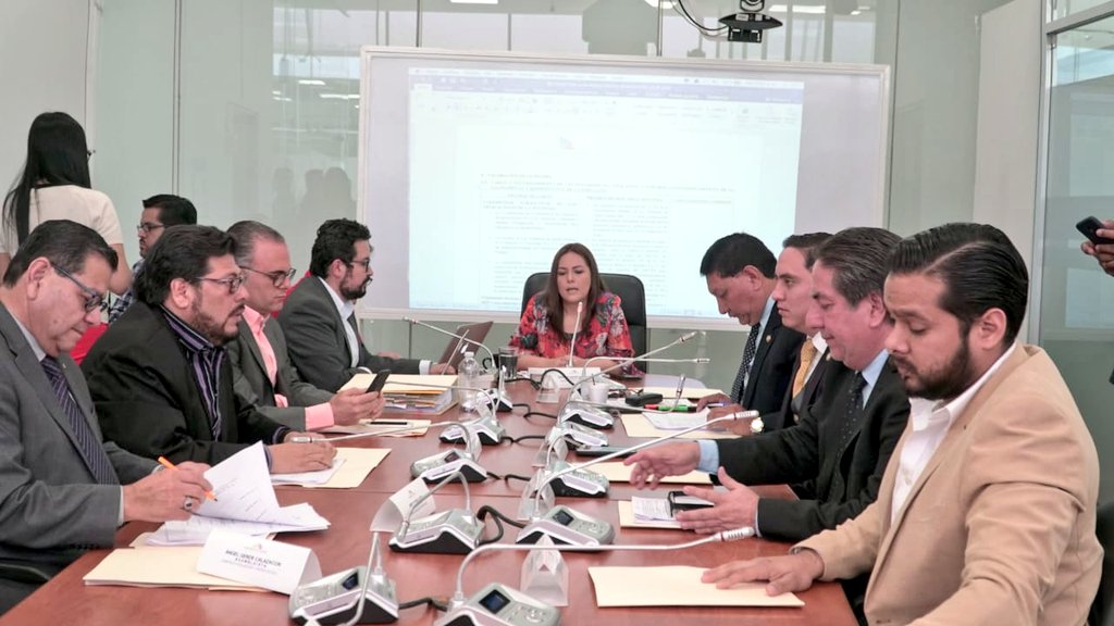 Fiscalización conocerá este viernes pedidos contra CPCCS