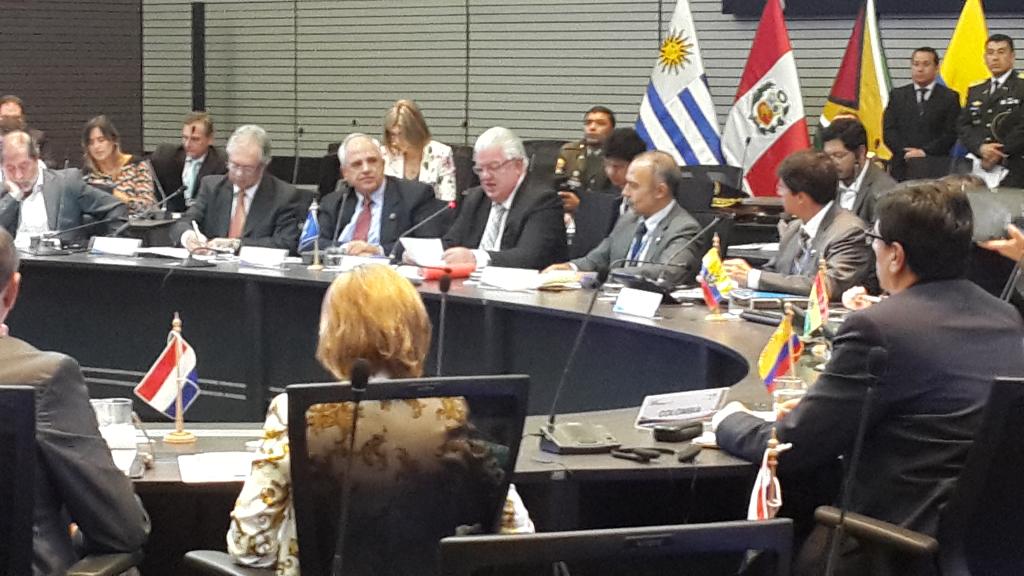 Aniversario de Unasur consolida creación de Escuela de Defensa Sudamericana