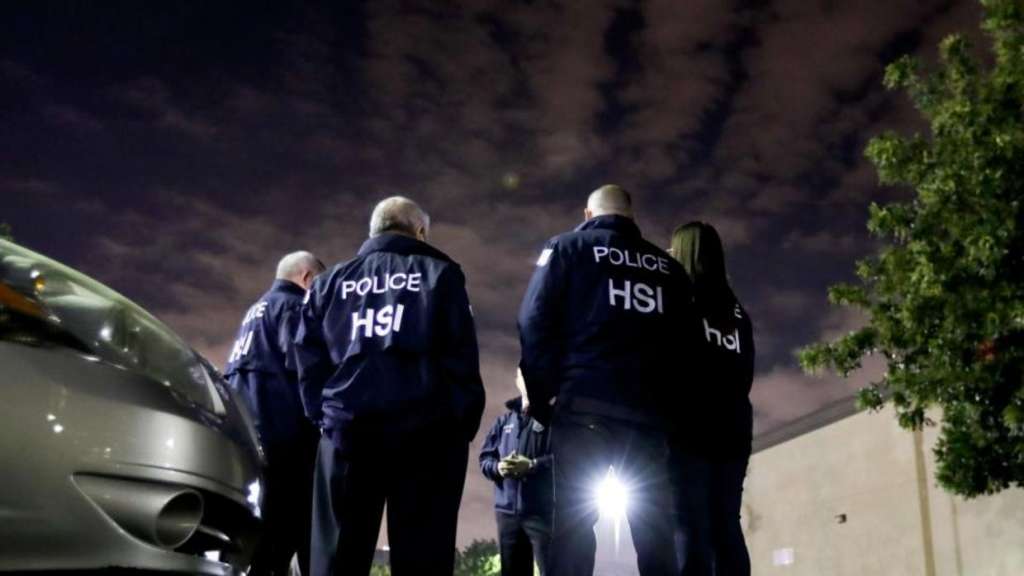 EE.UU.: decenas de inspecciones para detectar ilegales en California