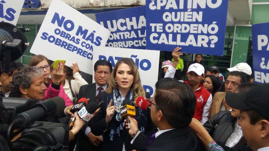 Ana Galarza acude a pericia por audio de Raúl Patiño