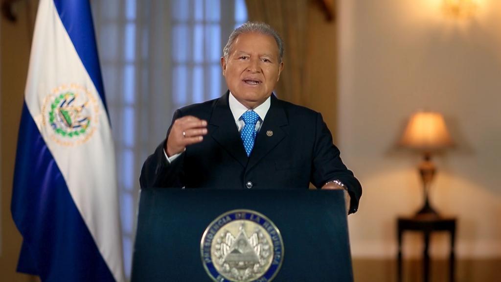 Gobierno salvadoreño se declara en emergencia por falta de liquidez