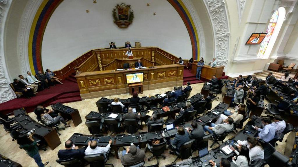 Constituyente asume competencias del Parlamento venezolano