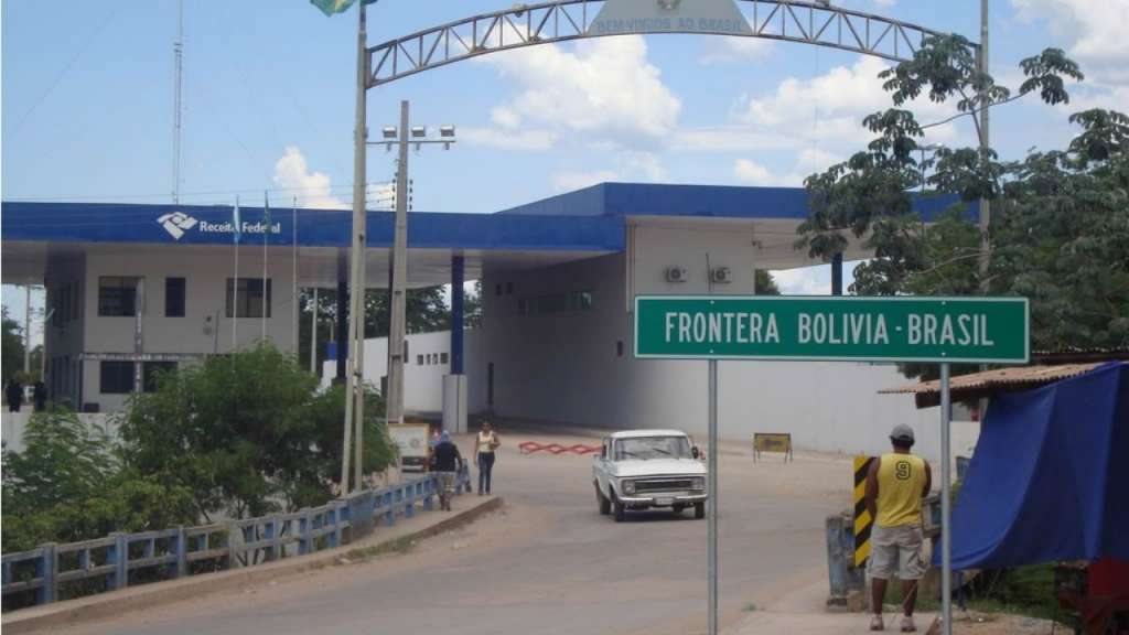 Bolivia cierra fronteras con Brasil durante siete días por la covid