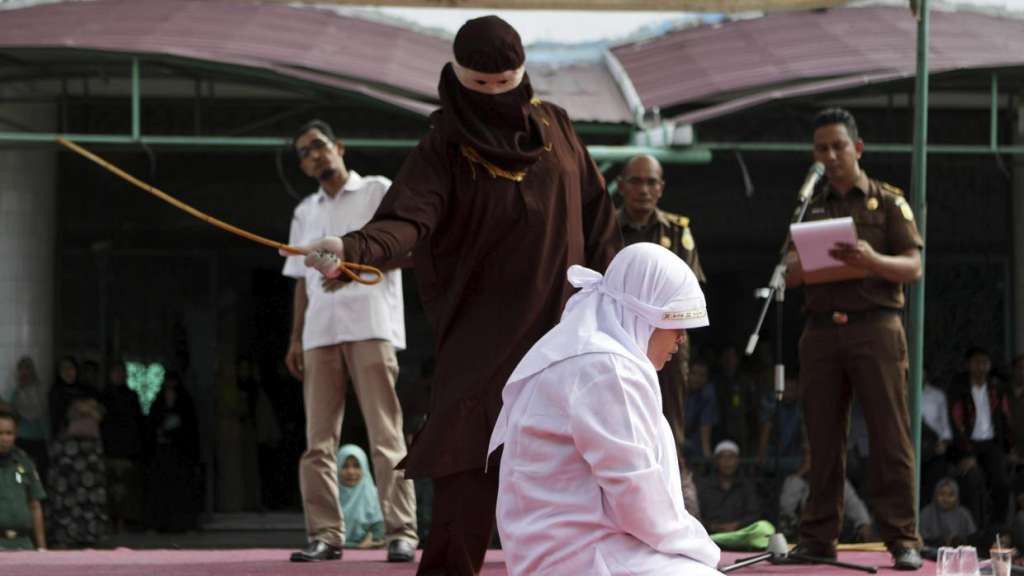 Azotan a pareja por tener sexo antes del matrimonio