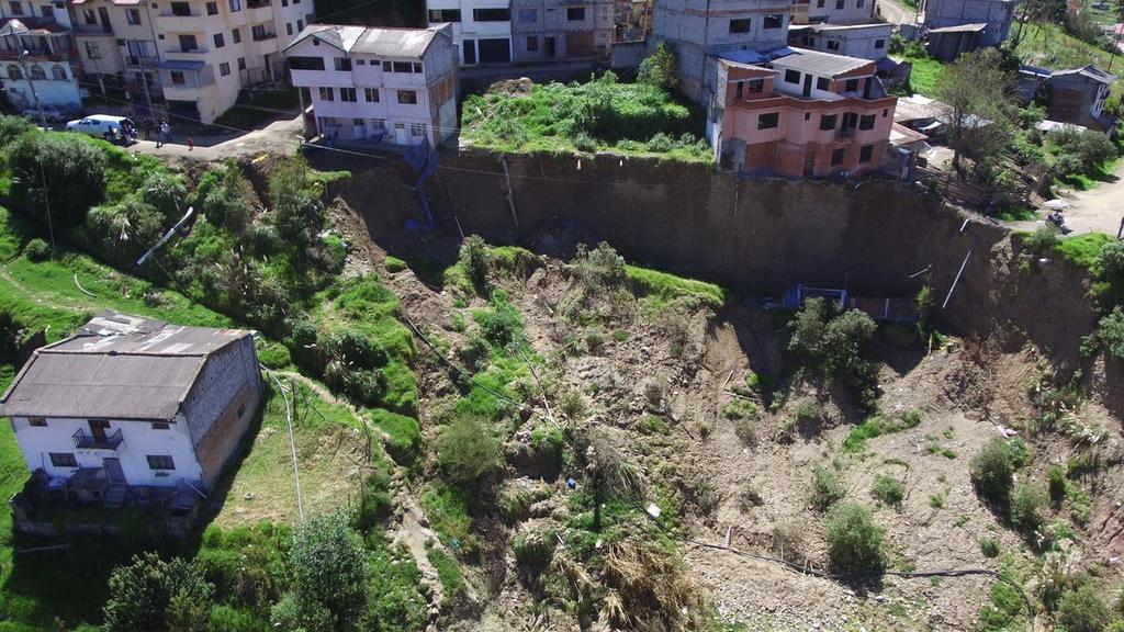 Ciudadela de Cuenca, Jaime Roldós, en emergencia tras deslizamientos