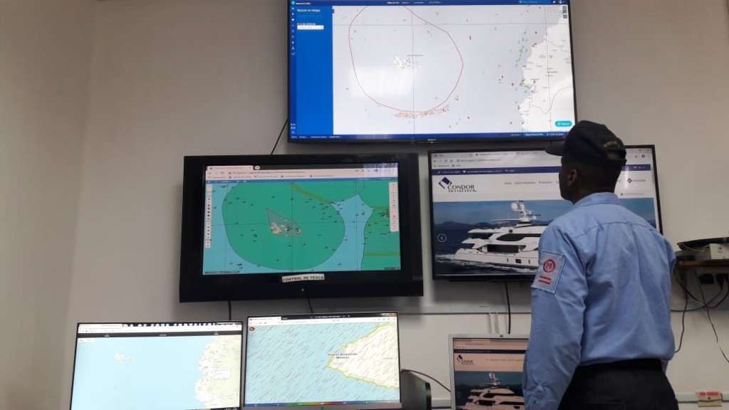 Barcos ecuatorianos podrían estar en flota cerca de Galápagos