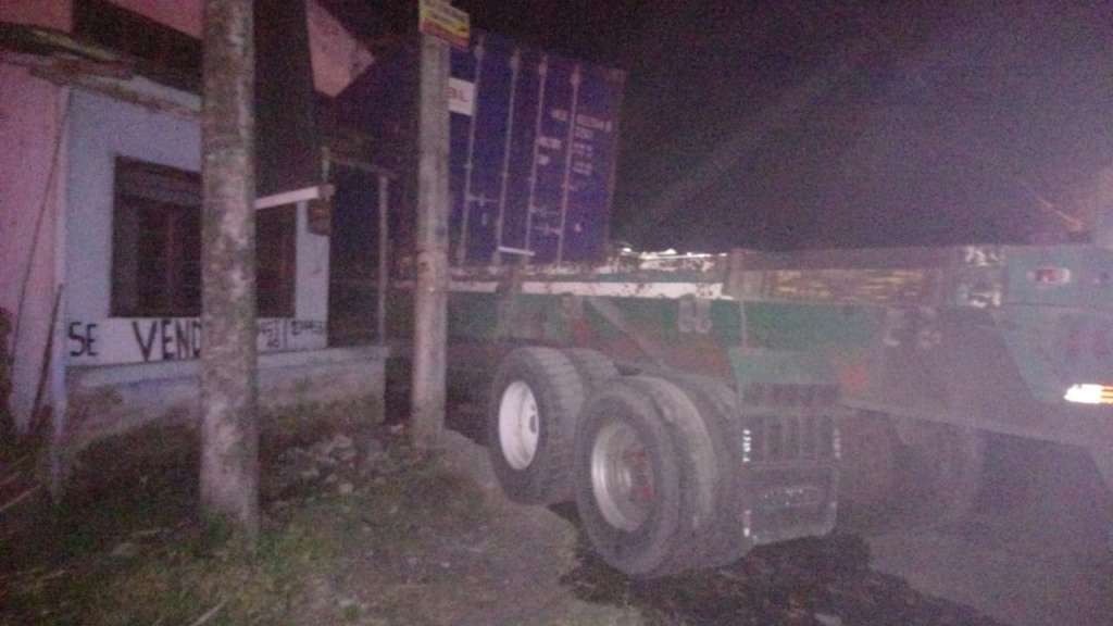 Accidente deja 7 heridos en vía Alóag-Santo Domingo