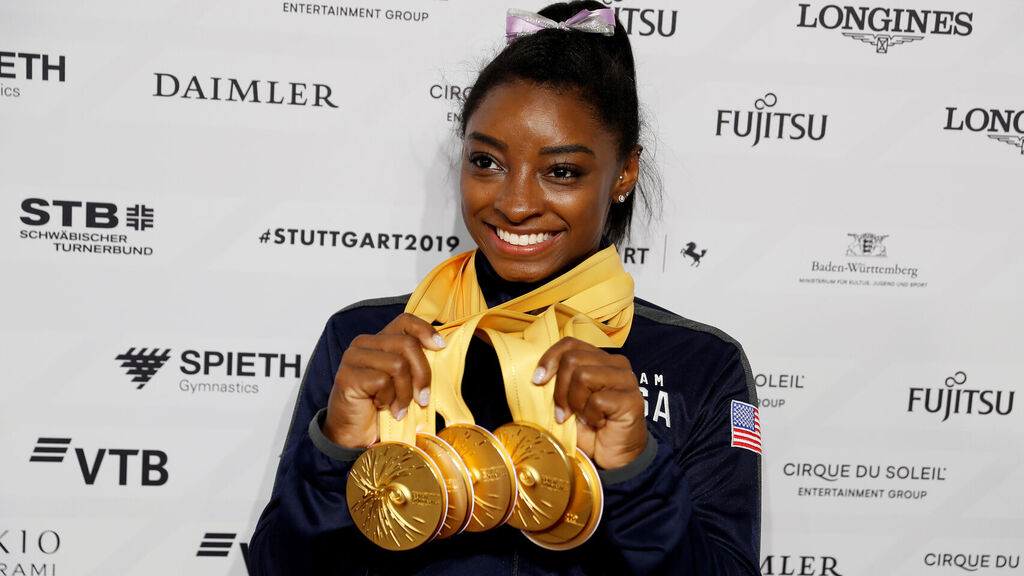Simone Biles demanda al Comité Olímpico de EEUU por abuso sexual
