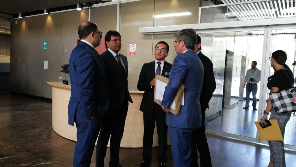 Prefecto del Guayas denuncia contrato de dragado