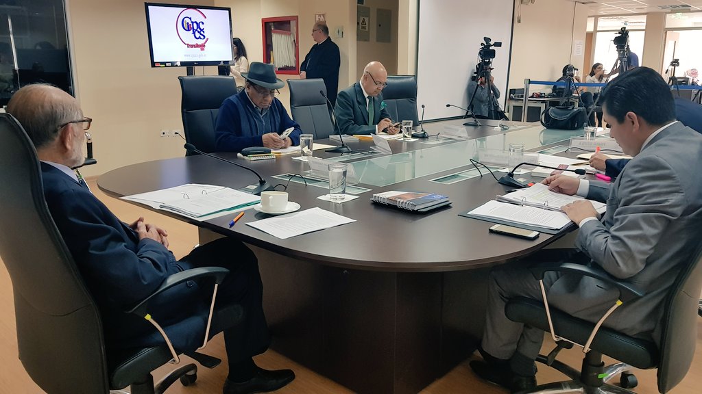 Cpccs aclara sobre calificaciones en concurso de fiscal