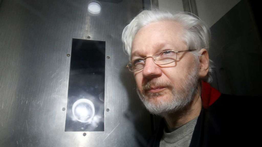 Imputado de espiar a Assange le acusa de tener visitas de riesgo para Ecuador