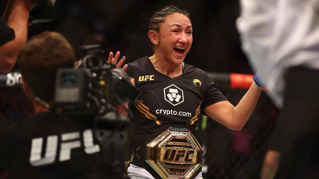 Conoce a Carla Esparza, la nueva campeona del UFC con raíces manabitas