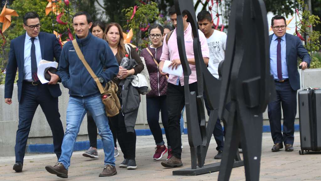 Correos muestran influencia de Pamela Martínez