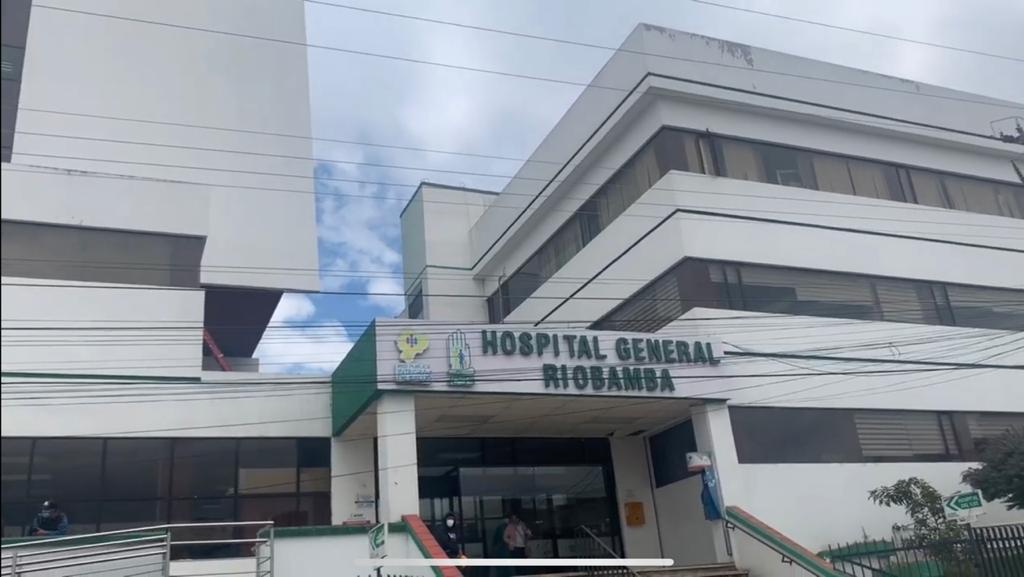 2 allanamientos en el hospital de Riobamba por delito de asociación ilícita