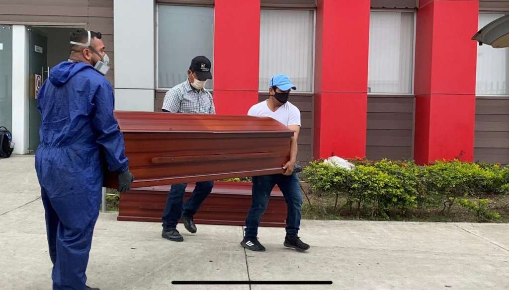 Dos hombres mueren aplastados por rocas en una mina en El Oro