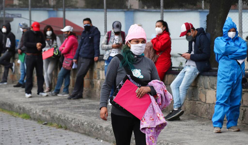 Ecuador roza los 4 mil nuevos casos de covid
