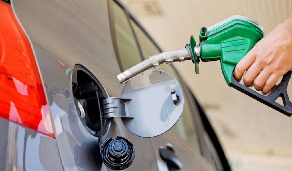 Resurge debate público sobre subsidio a combustibles