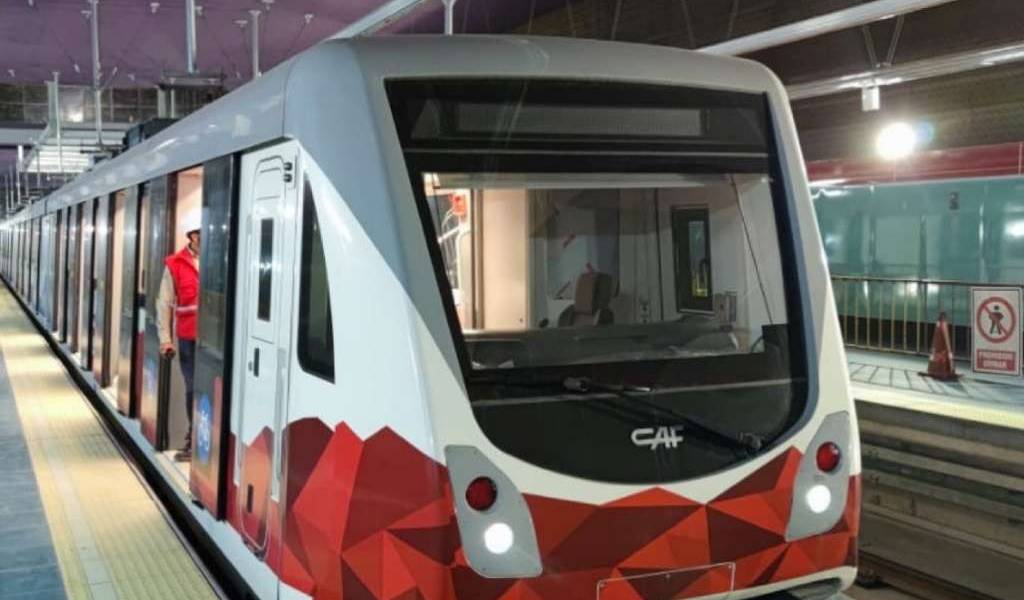 Se efectuaron las primeras pruebas del Metro de Quito en movimiento