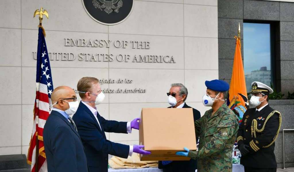 Hospital de las FFAA en Quito recibe ayuda de EEUU