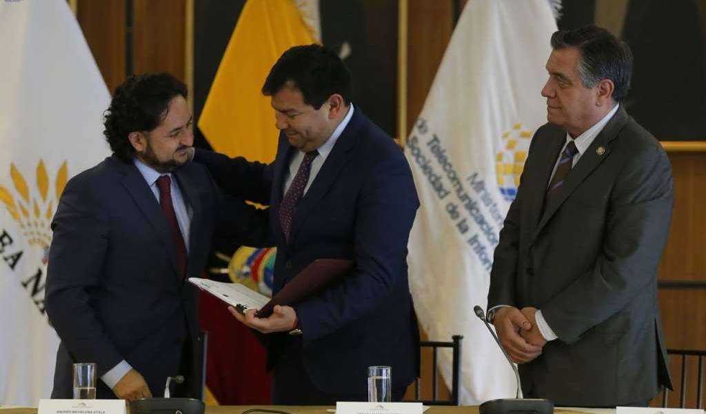 Presentan Ley de Protección de Datos en Asamblea