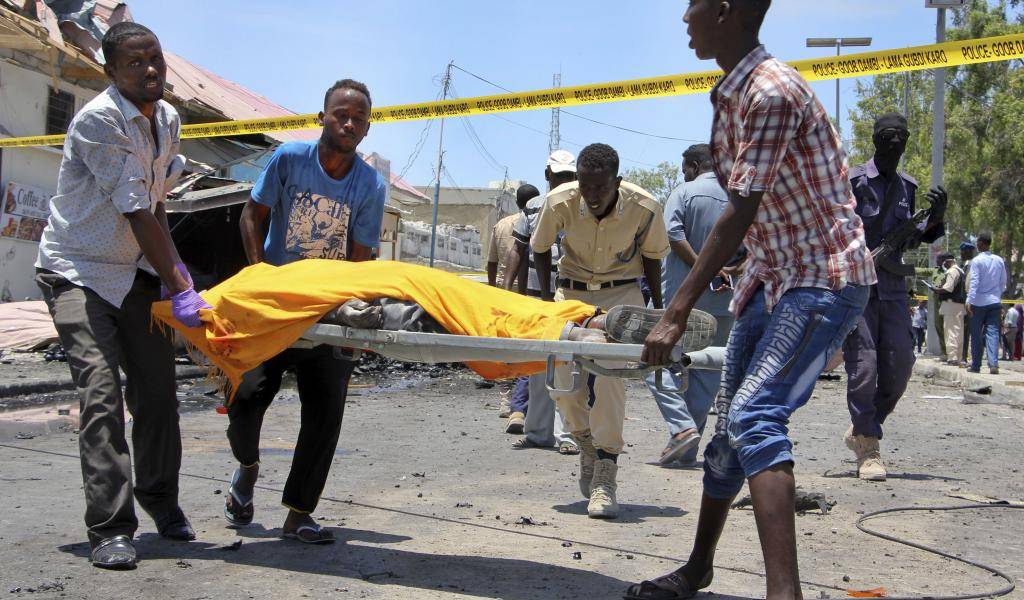 Ataque suicida en academia militar de Somalia deja cinco muertos