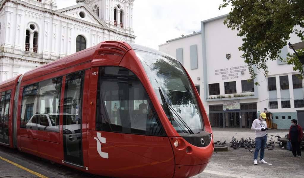 Tranvía de Cuenca inició sus operaciones con pasajeros