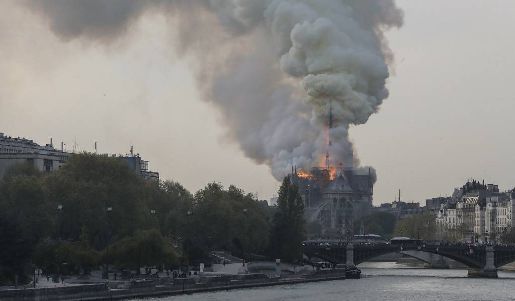Incendio en la catedral Notre Dame de París