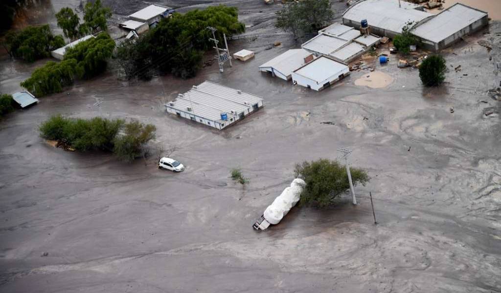 Inundaciones en Venezuela se agravan con crecida récord de su mayor río