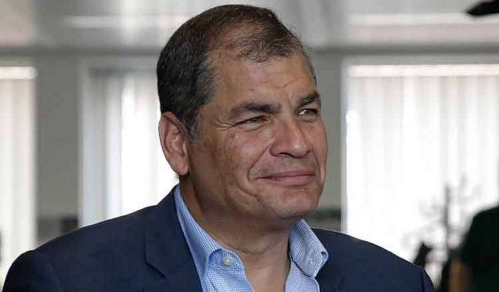 Fiscalía pide localizar a Rafael Correa en Bélgica