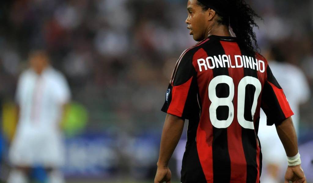 Revive los mejores momentos de la carrera de Ronaldinho