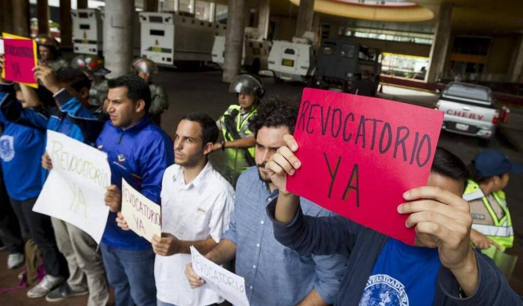 Venezuela: chavismo dice que revocatorio también será &quot;imposible&quot; en 2017