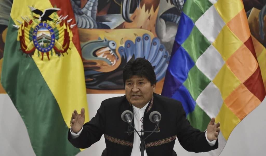 Evo Morales se declara ganador en primera vuelta