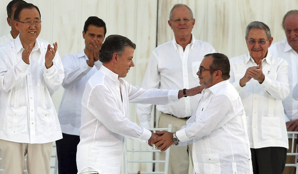 Colombia: tensión en primer aniversario de acuerdo de paz con las FARC