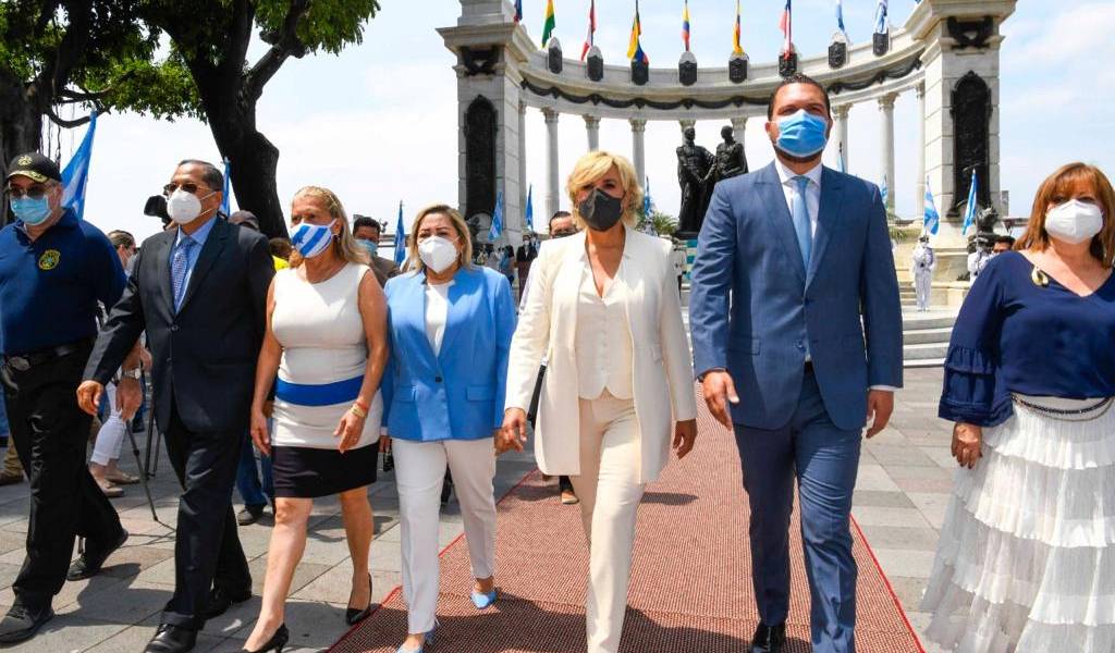 Viteri: &quot;Se nos han cogido 130 millones de dólares“