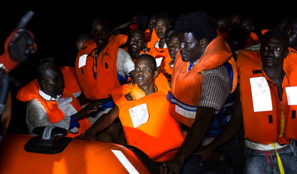 Buques se niegan a ofrecer asistencia a migrantes en Europa