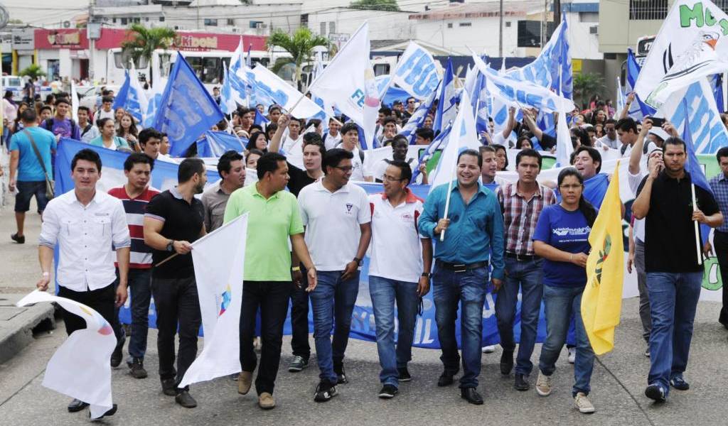 Grupo de universitarios quiere nueva directiva en la FEUE