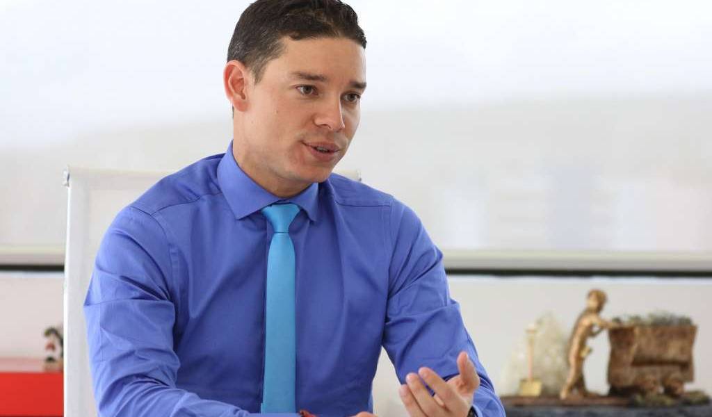 Fiscalía apela sentencia de inocencia de Espinel