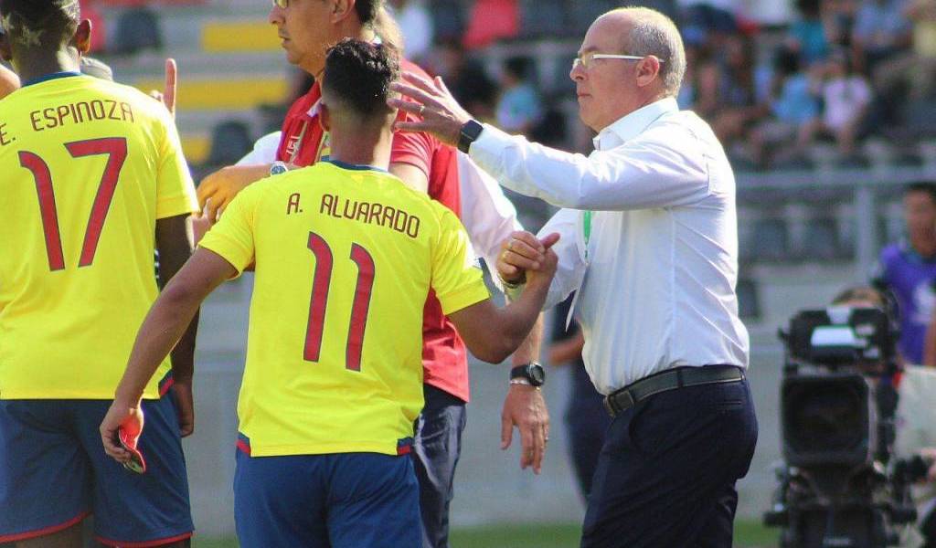Ecuador confirma alineación en busca de la clasificación