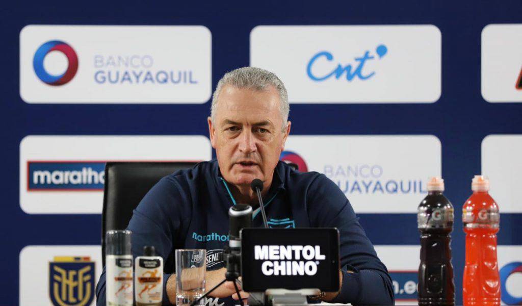 Alfaro: Contra Brasil es un desafío pero contra Perú es una obligación ganarle