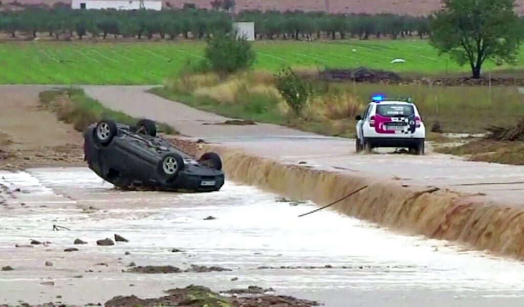 Lluvias torrenciales en España causan una tercera muerte