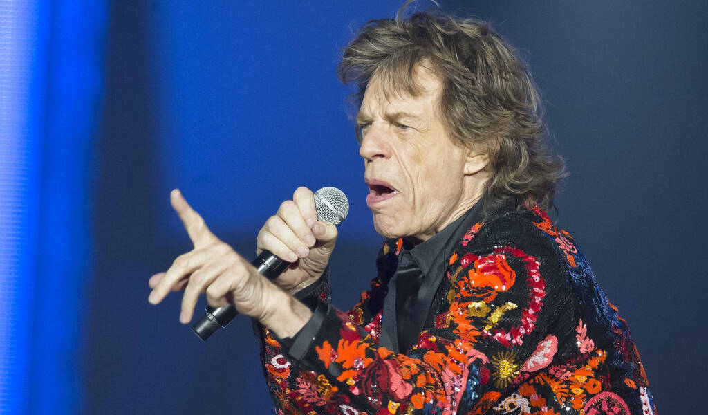 Los Rolling Stones suspenden su gira por Mick Jagger