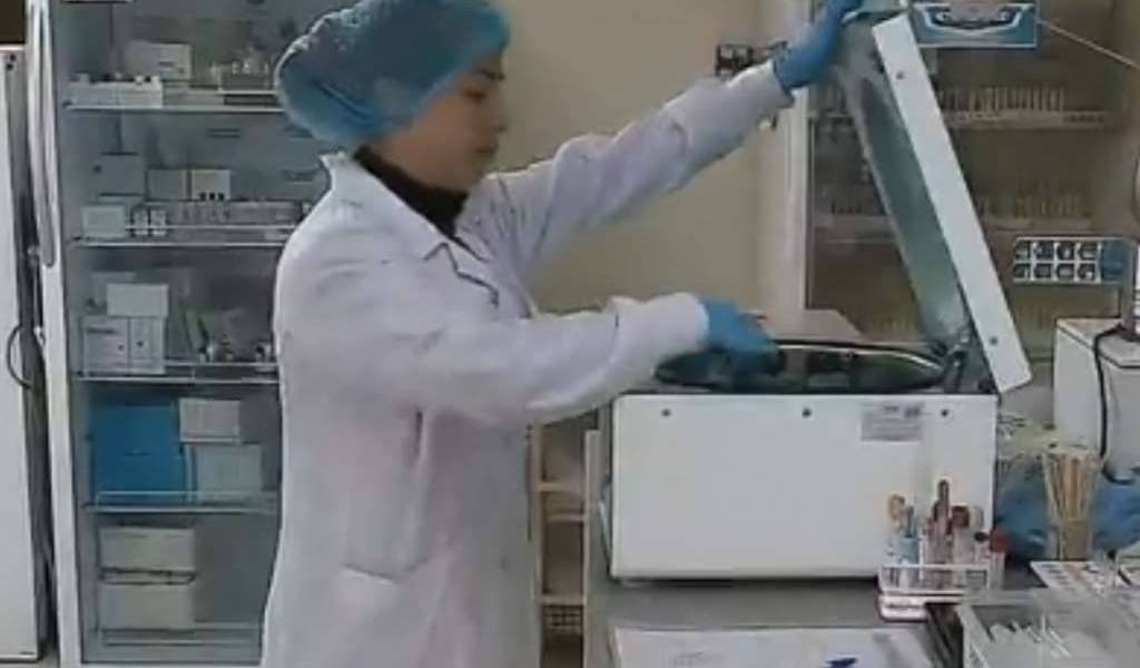 Médicos ecuatorianos iniciarán pruebas para utilizar plasma en pacientes de COVID-19