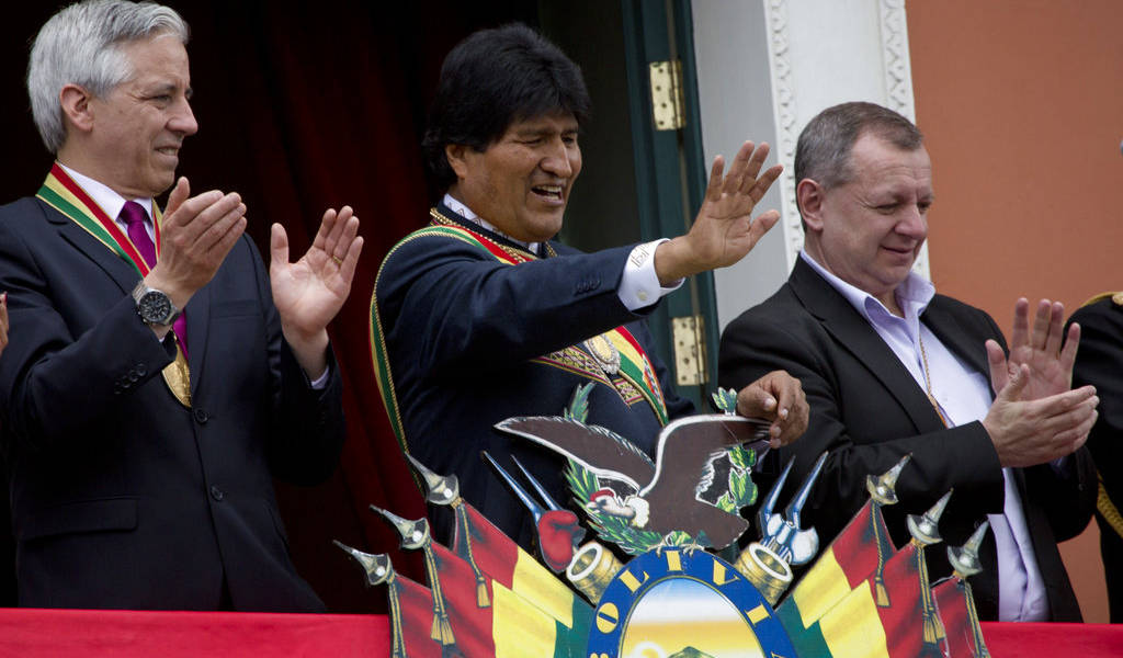 Evo Morales expresa apoyo a Correa y critica justicia ecuatoriana
