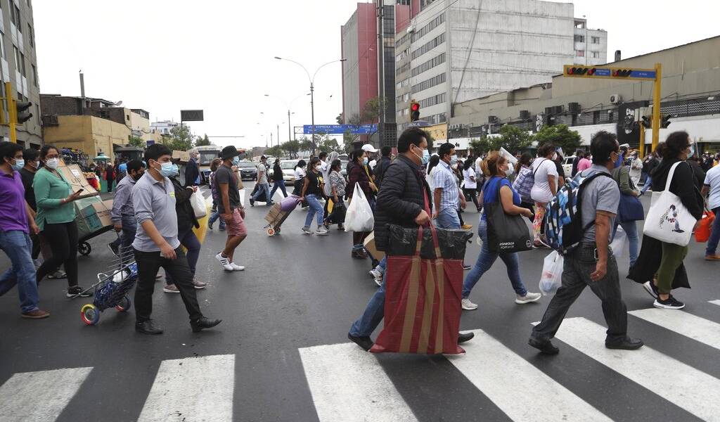 Perú ordena cuarentena obligatoria para ingresar al país