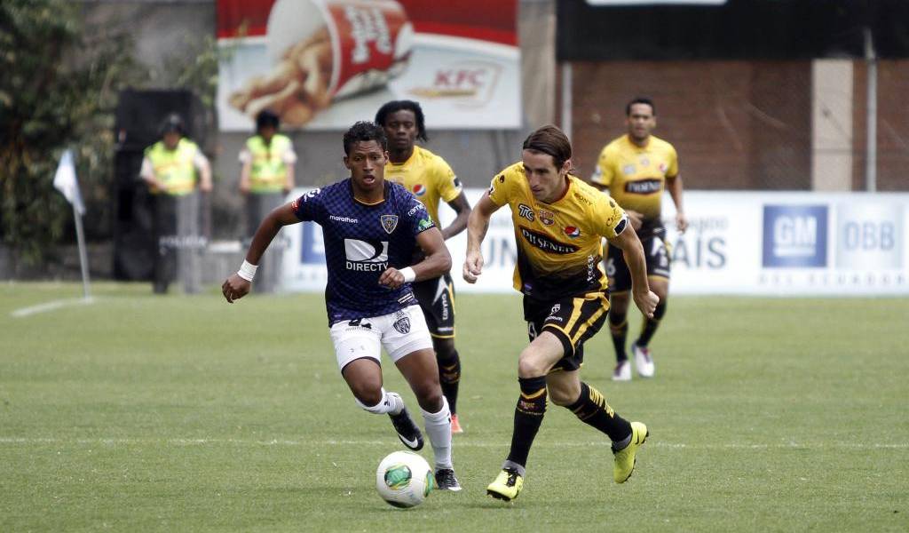 Independiente del Valle goleó 3-0 a Barcelona