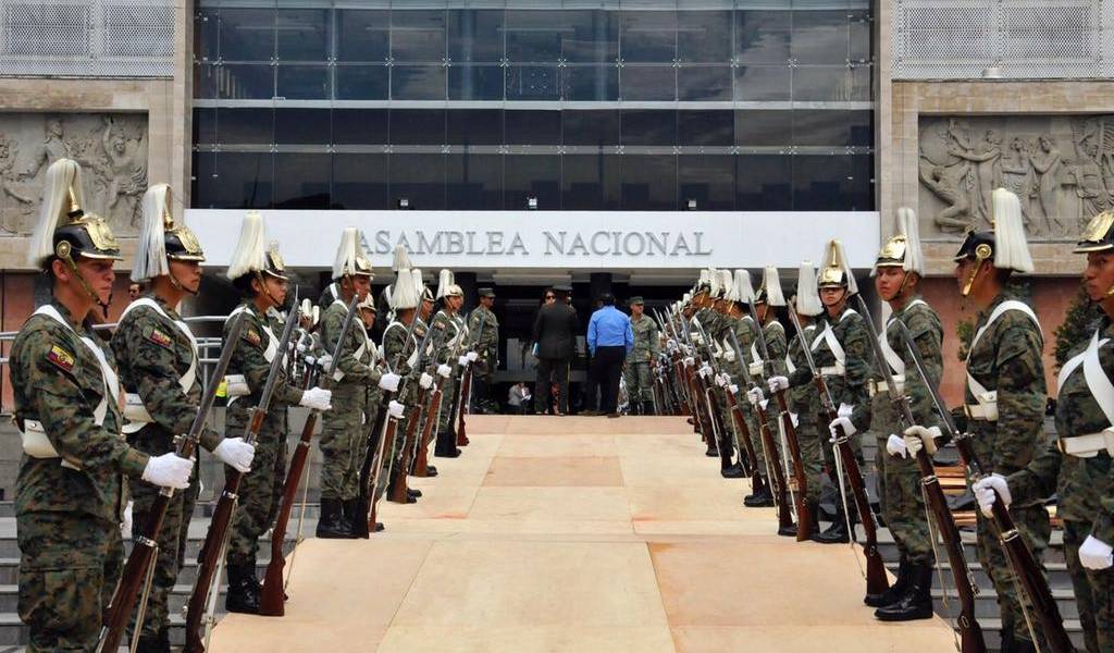 Alrededor de 1.600 personas estarán en el pleno para el cambio de mando