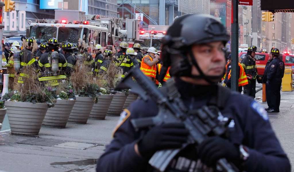 Atentado en la terminal de buses de Nueva York: cinco heridos leves